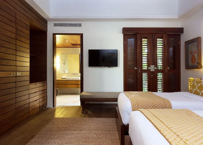 Suar Drupadi Hotel