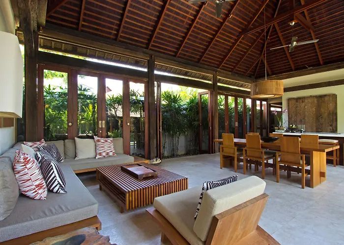 Suar Drupadi Hotel
