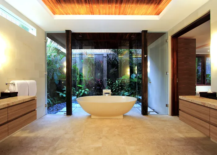 Suar Drupadi Hotel Seminyak (Bali)