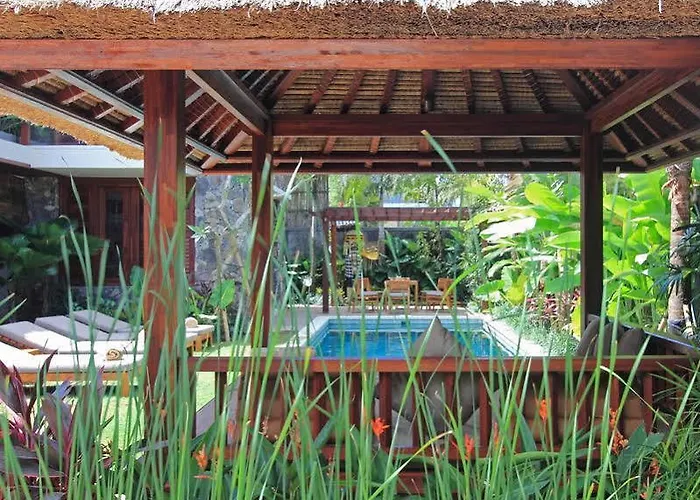 Suar Drupadi Hotel